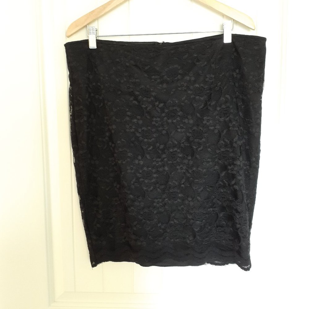 Torrid Lace Pencil Skirt Black Size 16